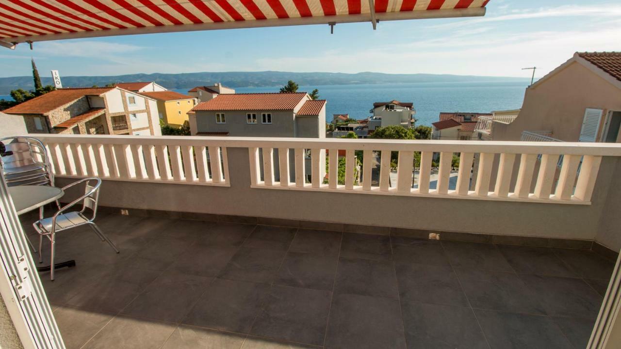Mrkonjic Branko & Marija Apartmani Омиш Экстерьер фото